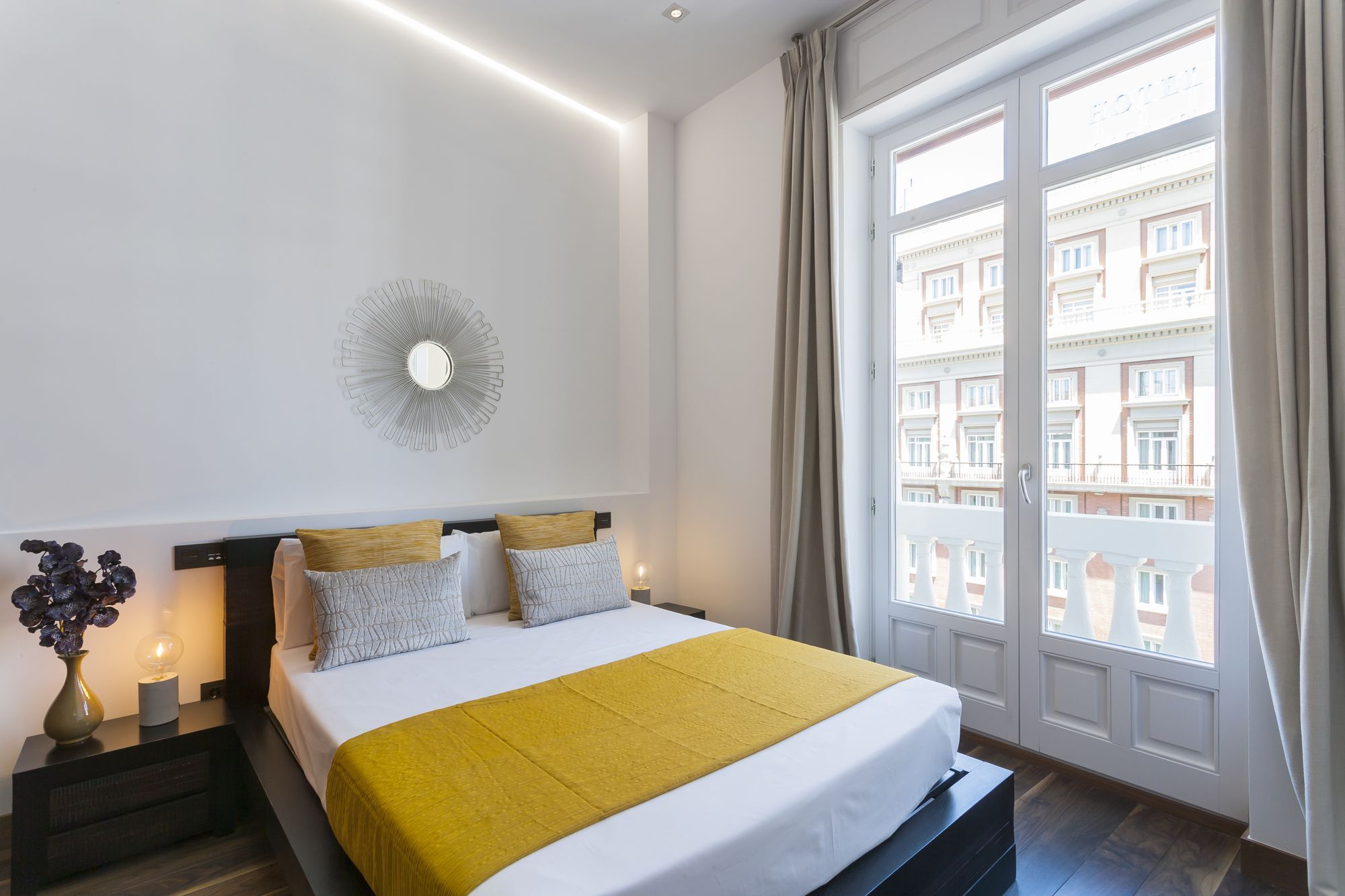Dobo Rooms Gran Via Apartments Madrid Exterior foto